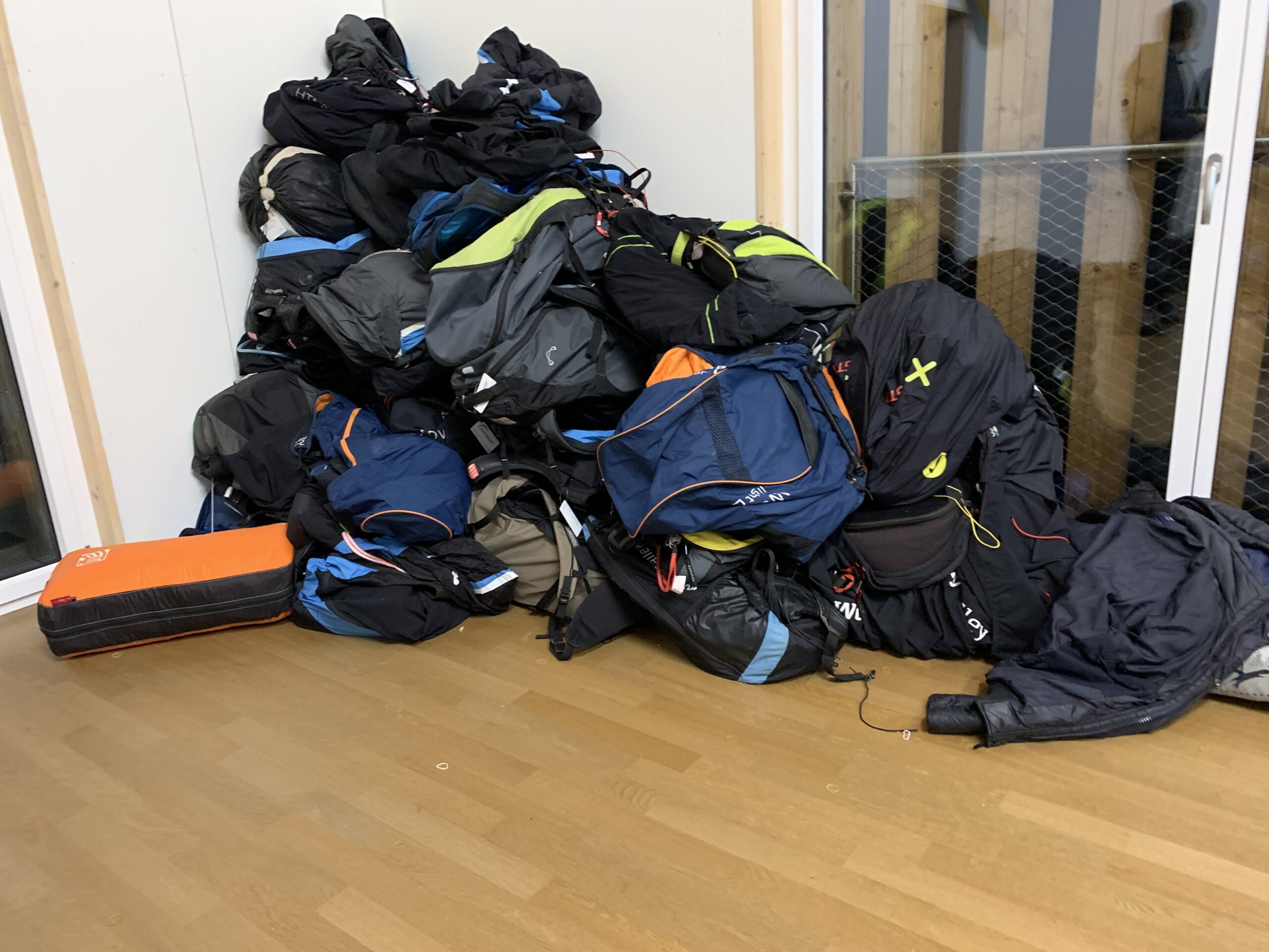 Ski&Fly, Notschirm-Event & G-Force Training